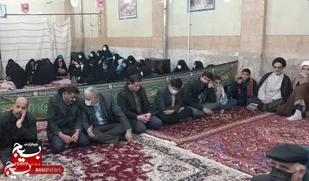 شهید همچون ستاره ای پرفروغ در تاریخ می درخشد