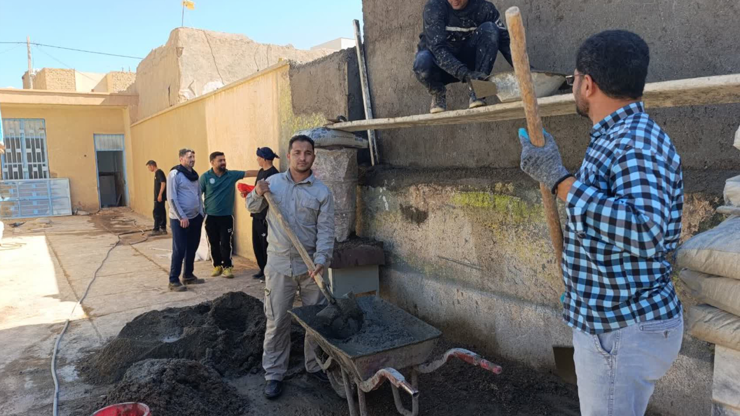 تجلی همت بسیجیان صنعت در آبادانی کانون فرهنگی خواف تجلی همت بسیجیان صنعت در آبادانی کانون فرهنگی خواف