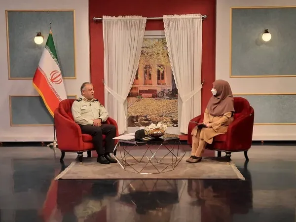 نیروی انتظامی خدمات مشاوره ای و مددکاری رایگان به شهروندان ارائه می کند