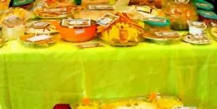 نمایشگاه عرضه محصولات صنایع غذایی شهرستان شاهرود