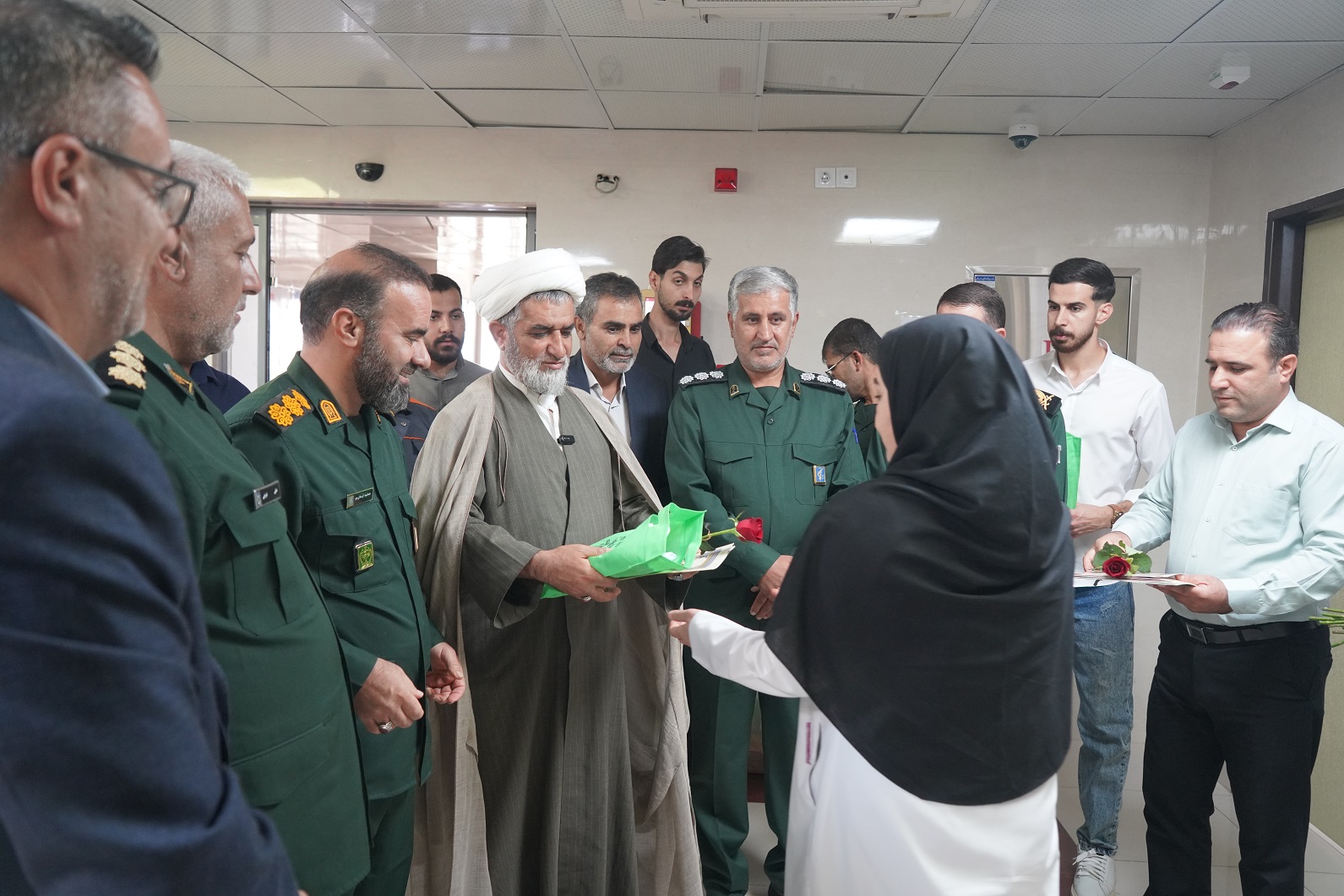 تجلیل مسئولان سپاه فتح از پرستاران در مانگاه امام صادق (ع) یاسوج + ( تصاویر) تجلیل مسئولان سپاه فتح از پرستاران در مانگاه امام صادق (ع) یاسوج + ( تصاویر)
