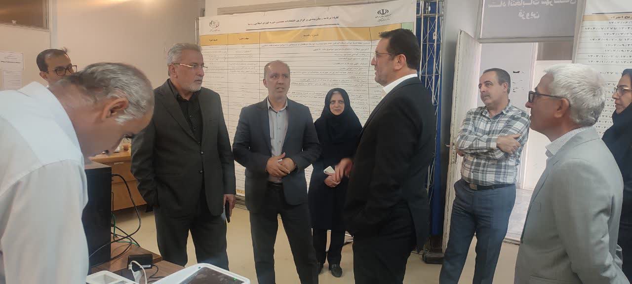 مانور سراسری روز رأیگیری در قزوین با موفقیت برگزار شد مانور سراسری روز رأیگیری در قزوین با موفقیت برگزار شد