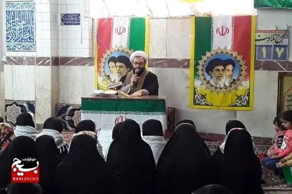 برگزاری برنامه‌های فرهنگی با هدف زنده نگه داشتن انقلاب در پایگاه نرگس (س) روستای وهنان