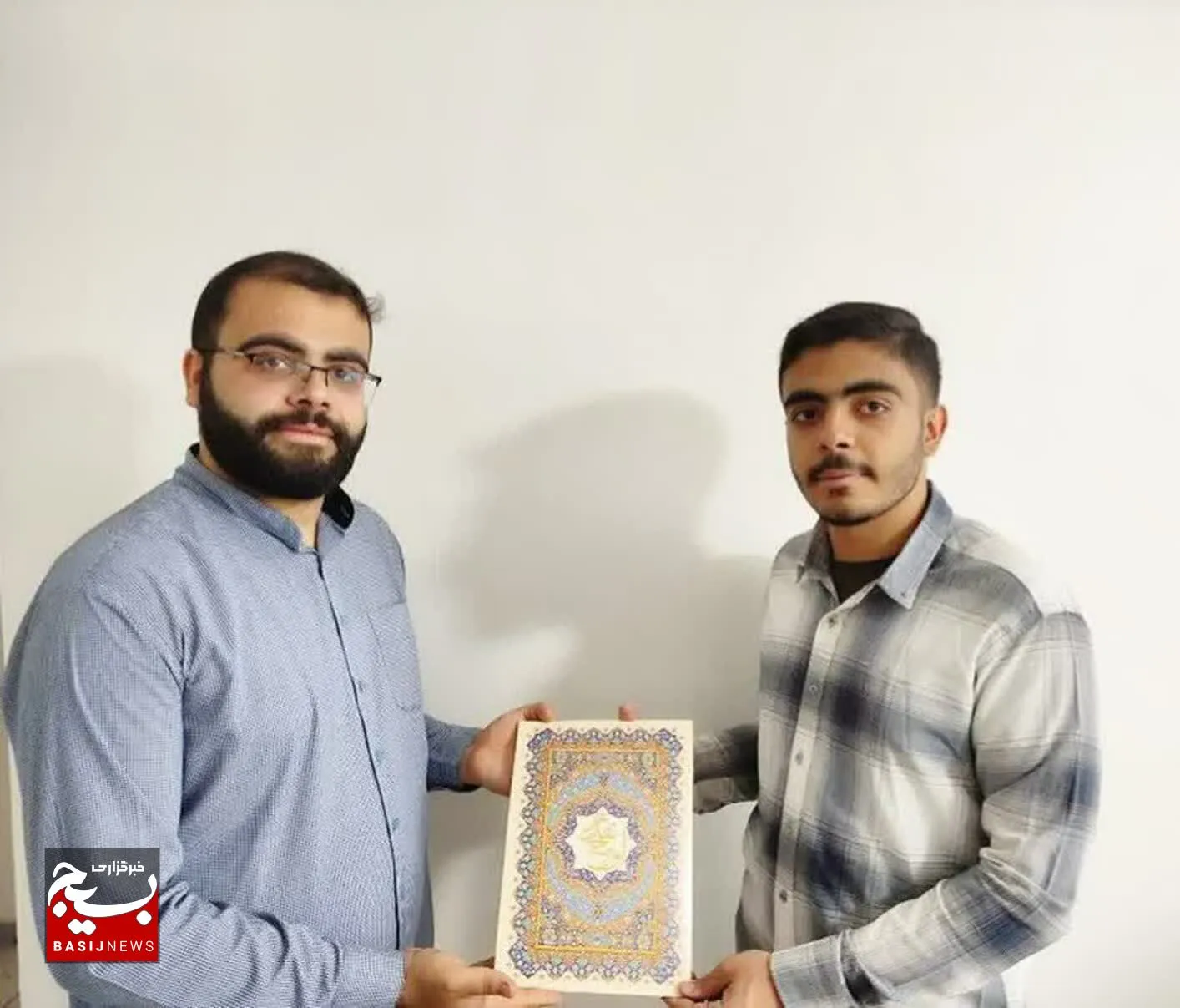 گفتگوی ویژه خبرنگار بسیج با دانش آموز نخبه بسیجی رامهرمزی