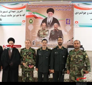 همایش مشترک وحدت ارتش و سپاه در گلزار شهدای شهرستان کاشاان