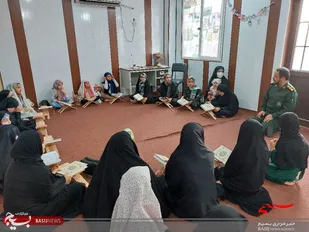 فرمانده سپاه شهرستان عسلویه از کلاس های قرآنی بسیج بازدید کرد