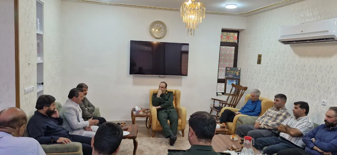 دیدار مدیر کل شهرک صنعتی دزفول با فرمانده ناحیه بسیج دزفول