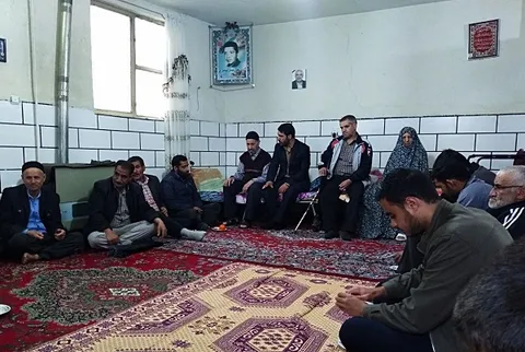 شهدا مایه عزت این کشور هستند
