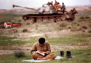 ۳ عنوان کتاب خاطره دفاع مقدس در شهرضا رونمایی شد