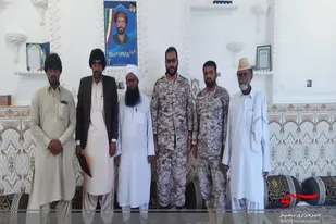 دیدار فرمانده حوزه مقاومت بسیج شهید سجاد بم پشت با خانواده شهید