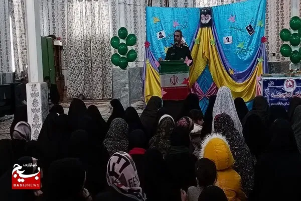 رسالت سپاه دفاع از کیان انقلاب اسلامی و دستاوردهای انقلاب است