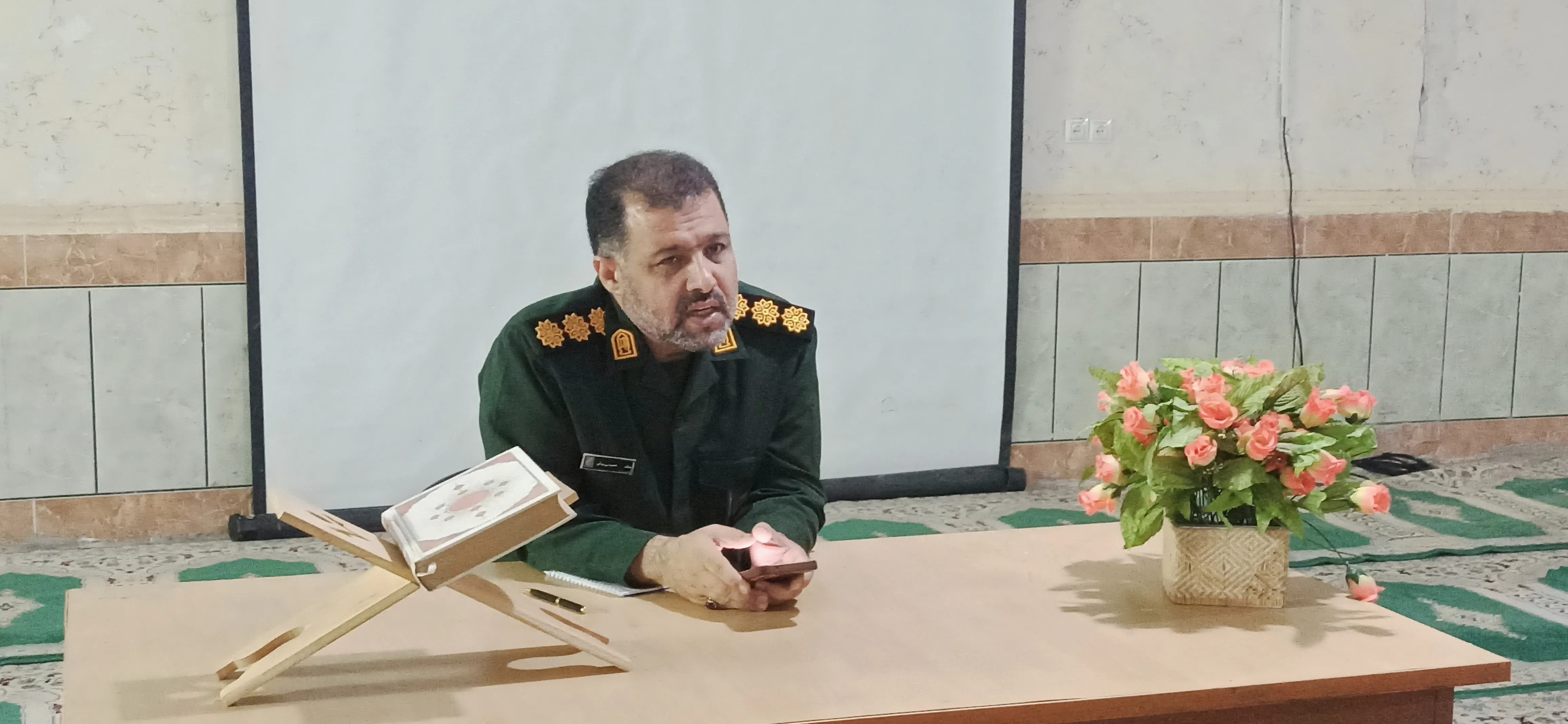 جانشین ناحیه مقاومت بسیج امام رضا(ع)حمیدیه در نشست صمیمی با سربازان، با تأکید بر اهمیت دوران جوانی، خودسازی، انتخاب دوست شایسته و کسب مهارت، این دوره را فرصتی طلایی برای ساختن آینده و رسیدن به قله‌های موفقیت دانست.