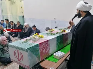 تشییع پیکر پاک یک شهید گمنام 8 سال دفاع مقدس در شهرستان تیران وکرون