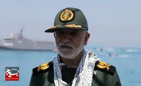 تحرکات دشمنان در خلیج‌فارس رصد می‌شود