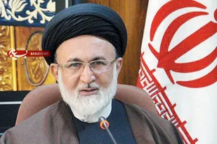کار شعاری در بسط وحدت معنایی ندارد