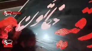 ماشین نویسی هنرمند رزنی در ایام محرم به عشق امام حسین(ع)