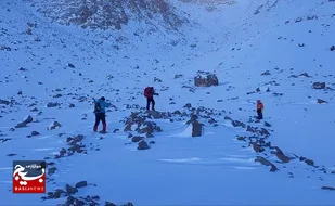 عملیات جست و جو برای یافتن سه مفقود در ارتفاعات مشگین&zwnj;شهر متوقف شد