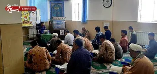 برگزارای محفل انس باقرآن به میزبانی گردان ۱۱۷امام حسین علیه السلام آران وبیدگل