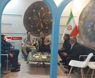 بازدید ریاست سازمان بسیج هنرمندان کشور از غرفه&zwnj;های این سازمان در سی و هفتمین نمایشگاه ملی صنایع دستی