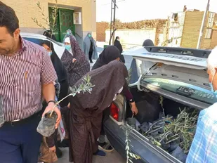 هرنهال با یاد یک شهید بدستان بسیجیان حوزه مقاومت بسیج روح الله توزیع شد