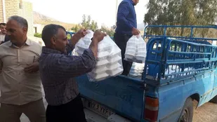 پخت بیش از ۵۰۰پرس غذای گرم جهت پخش در بین نیازمندان به همت سپاه ناحیه سیروان