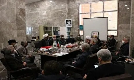 بازدید مسئولان هیئت رزمندگان قم از موزه دفاع مقدس