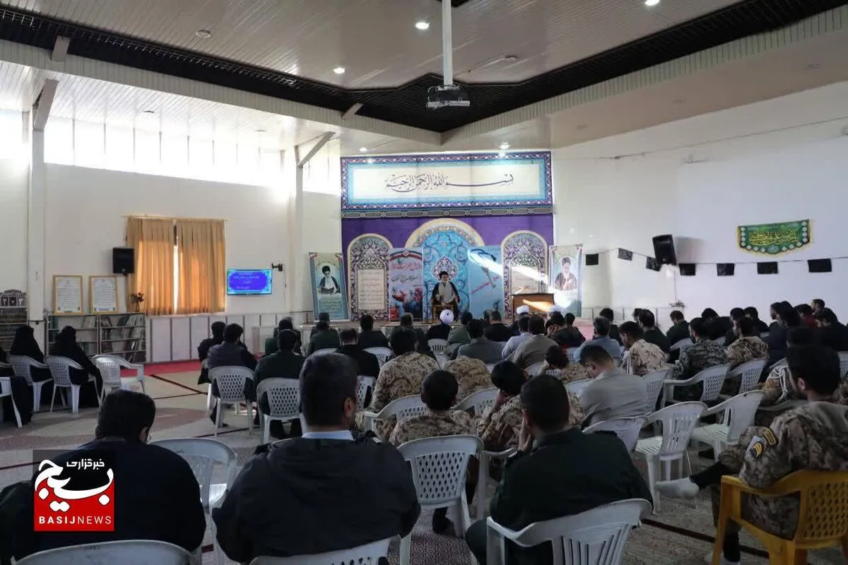 همایش منزلت نماز با شعار «نماز؛ عامل اقتدار و مقاومت» برگزار شد