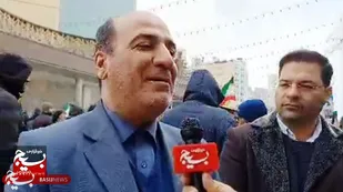 مردم با حضور خود، مشت محکمی بر دهان دشمنان زدند/مردم دلسرد نیستند، بلکه جان فدایند/مسئولان به طبع از مردم، پای کار باشند + (فیلم)