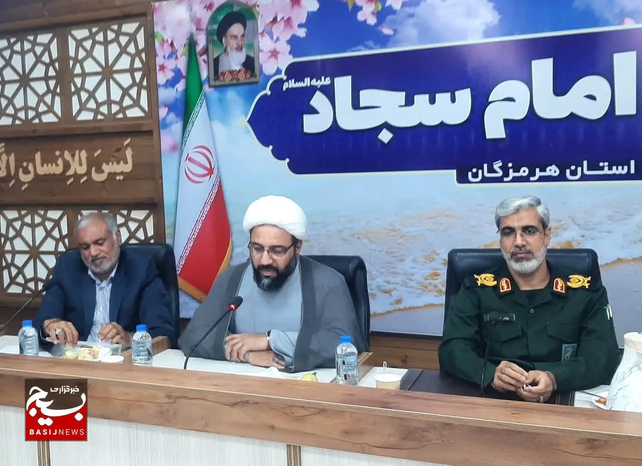 تمدن آینده، تمدنی توحیدی ومبتنی‌برمعنویت‌است
