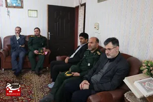 دیدار مسئول سازمان بسیج کارگری گیلان با خانواده شهید حسین فرزانه