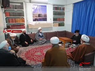 دیدار مسئول بسیج اساتیدحوزه علمیه قم با آیت الله علوی گرگانی
