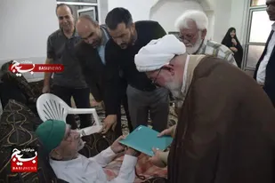 دیدار مسؤولان شاهرودی با خانواده شهدای سادات+ عکس