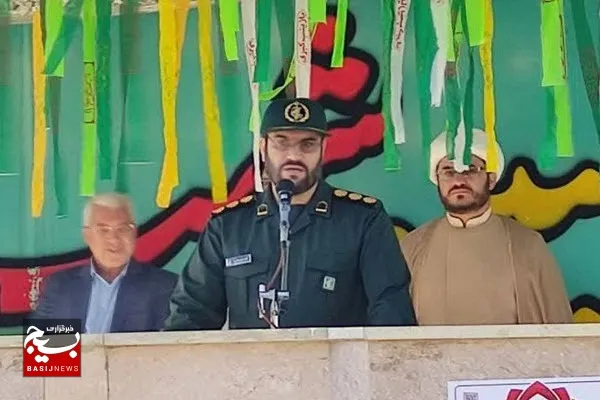 دفاع مقدس عرصه ظهور و بروز توانمندی‌های ملت ایران بود