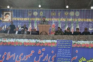رژه نیروهاس مسلح در ارومیه برگزار شد