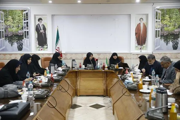 حضور میدانی نمایندگان برای بررسی مشکلات بسیار موثر است/ اربعین موضوعی ملی است