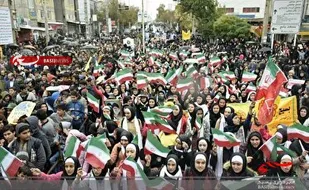 موج خروشان راهپیمایی ۱۳ آبان در دیار علویان/ &laquo;ای رهبر آزاده مازندران آماده&raquo;