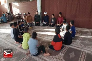 دیدار مسئول نمایندگی و مسئول تعلیم و تربیت سپاه رزن با بسیجیان حلقات صالحین