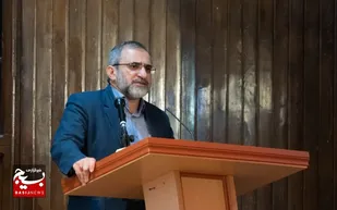 جامعه دانشگاهی، نگاه مسئله محوری به جامعه داشته باشد