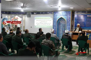 شناخت و معرفی مکتب امام خمینی (ره )از مصادیق جهاد تبیین است