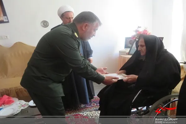 دهه نودی‌ها بزرگترین حامیان انقلاب هستند