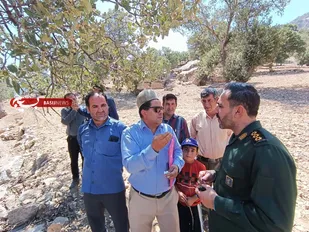 بسیج کشاورزی بویراحمد در کنار باغداران و کشاورزان روستای پراشکفت