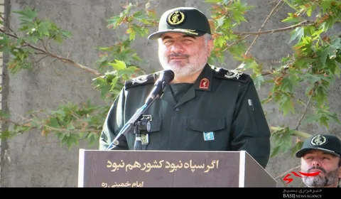 برخی به گذشته افتخارآمیز خود خیانت می‌کنند/ دشمن به‌دنبال ایجاد اسراییل دوم در کنار ما