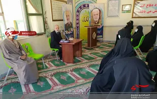 امروز دشمن ولایت فقیه را نشانه گرفته است