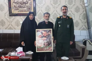 دیدار فرمانده سپاه حضرت روح&zwnj;الله استان مرکزی با خانواده شهیدان امیدواری و حسیبی قاسم&zwnj;آبادی
