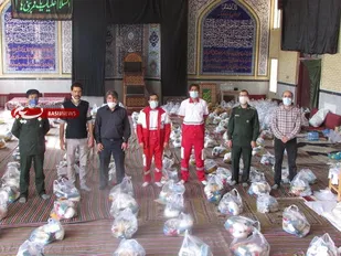 توزیع 350 بسته معیشتی بین جامعه هدف شهرستان آوج