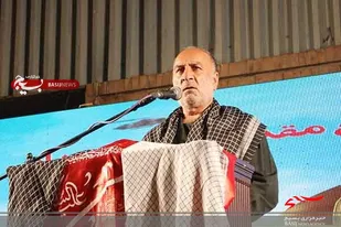 &zwj;یادواره شهدای روستای بزنجرد شهرستان خلیل آباد با سخنرانی یادگار دوران دفاع مقدس