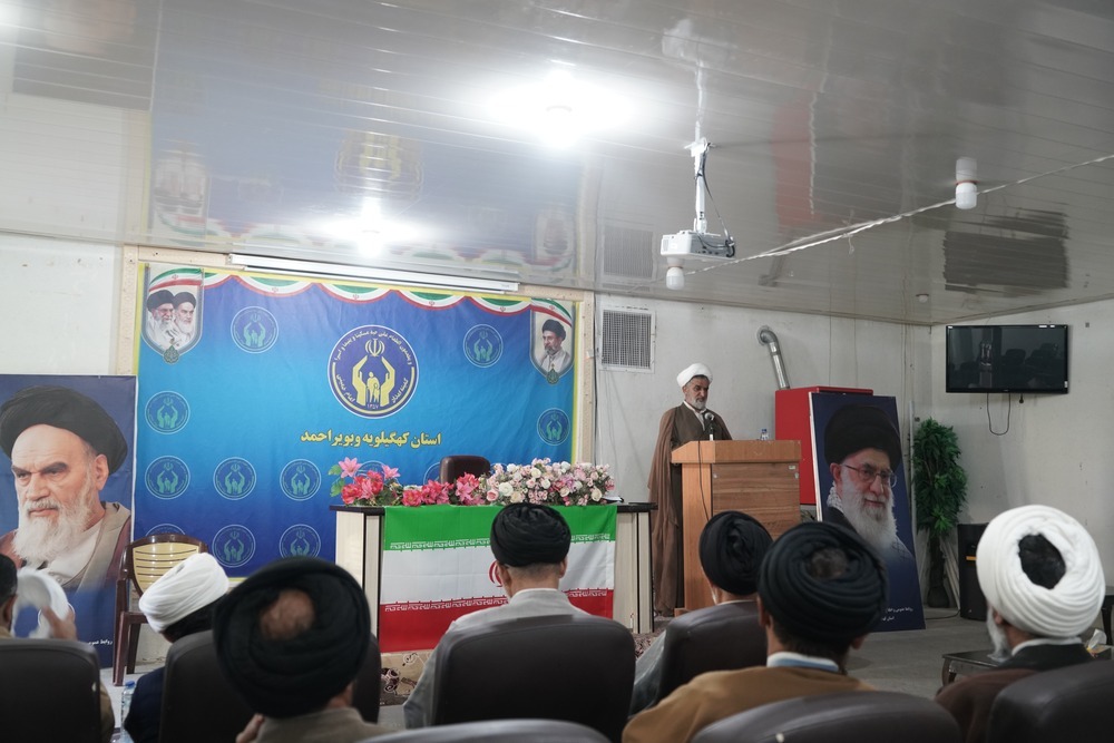 هم اندیشی روحانیون شاغل سپاه فتح و نیروی انتظامی استان/ حجت الاسلام درخشی: نیروی انتظامی رکن اصلی حفظ امنیت در جامعه است هم اندیشی روحانیون شاغل سپاه فتح و نیروی انتظامی استان/ حجت الاسلام درخشی: نیروی انتظامی رکن اصلی حفظ امنیت در جامعه است