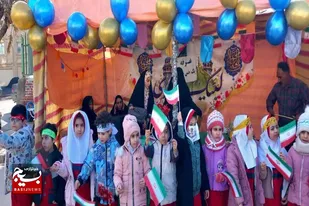 برپایی ایستگاه صلواتی و غرفه&zwnj;های مهدوی در مسجد سیدالشهدا(ع) بهار