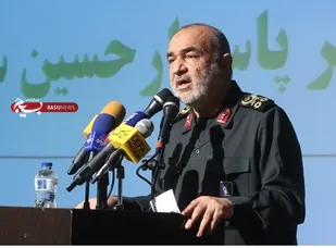 در برابر دشمنان دست برتر را داریم/سپاه محکم و استوار برابر توطئه ها و خباثت ها ایستاده است