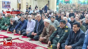 مردم گتوند با پیکر رزمندگان شهید حملات هوایی آمریکا وداع کردند